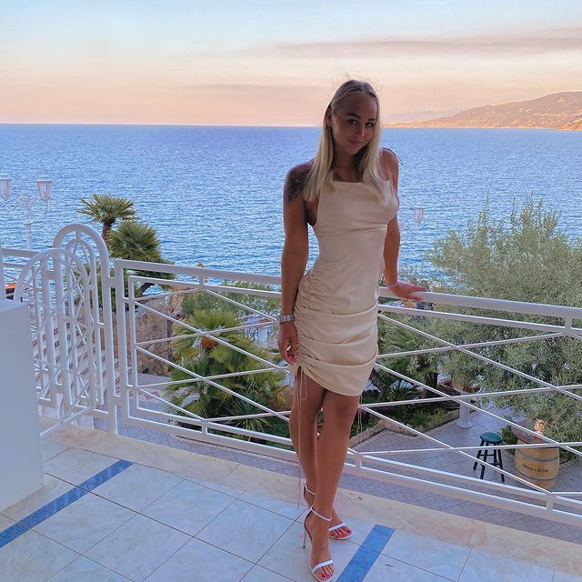 Ana Jegorova keri grožiu